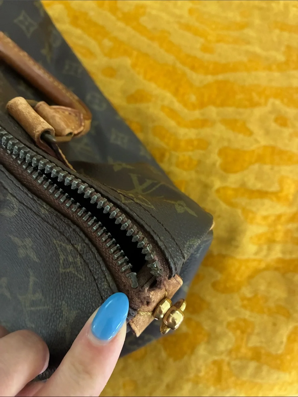 ✨ Vintage 1984 Louis Vuitton Monogram Speedy 30 ✨